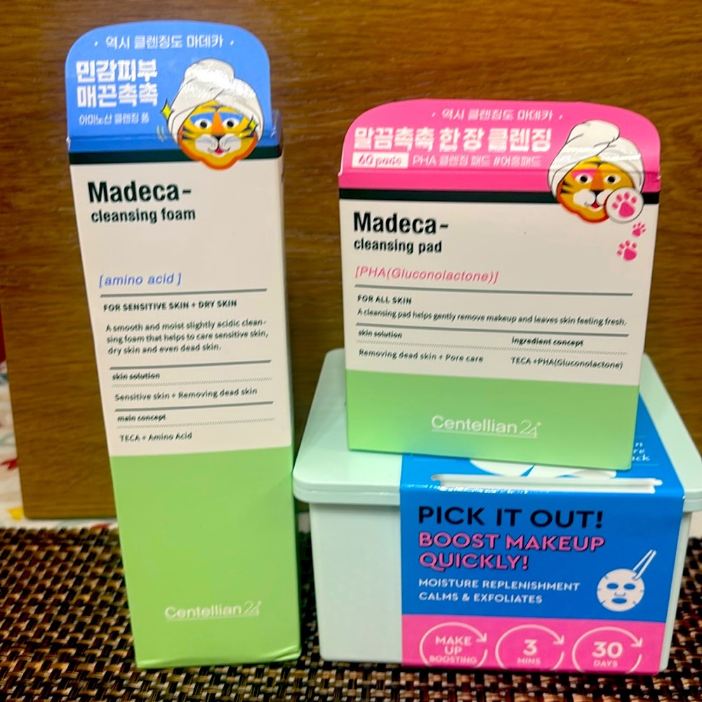 Centellian24 Madeca cleansing foam, cleansing pad and Dewytrer pick and quick